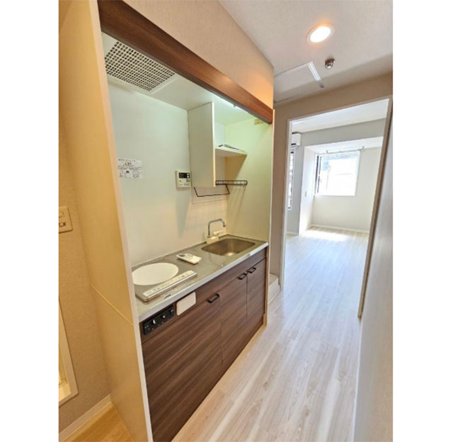 ꓏}V 41,700~  5.18%