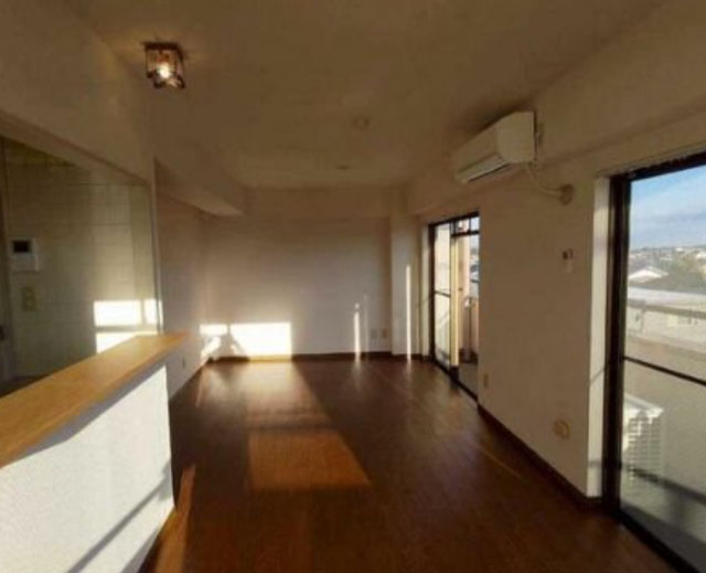 一棟マンション 33,500万円 利回り 8.21%